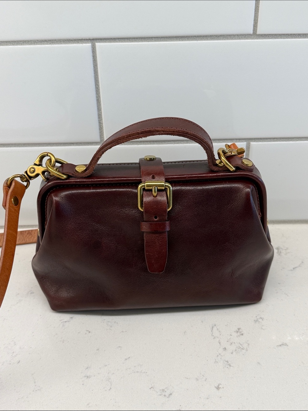 Old Trend Leather Top-Handle Doctor Satchel Bag in Dark Brown